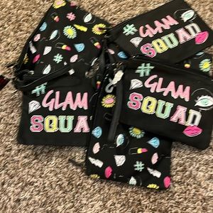 3 sets of cosmetic bags